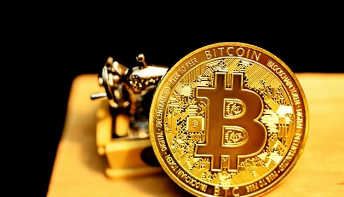 Mengenal Dunia Kripto: Peluang dan Risiko Investasi di Era Digital