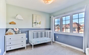 baby crib